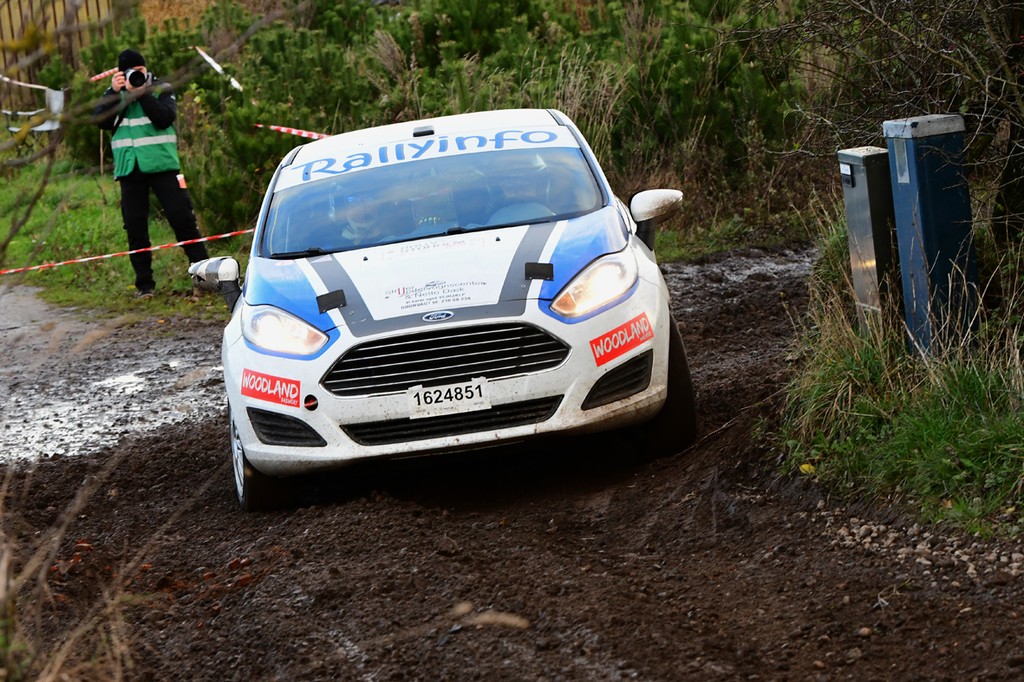 DM-finalen Rally Stoholm blev et forblæst, regnfuldt, glat og mudret opgør, som tvang mange til at opgive, men ikke Kirkeby Hansen og Aamann, som hentede DM-guld for andet år i træk.
(Foto: Morten Dam/Specialpress@gmail.com)
